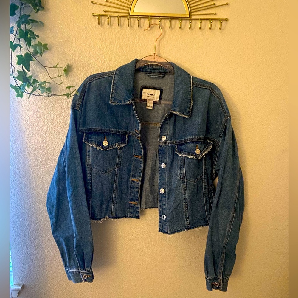 Forever 21 Blue crop Jean jacket size Large